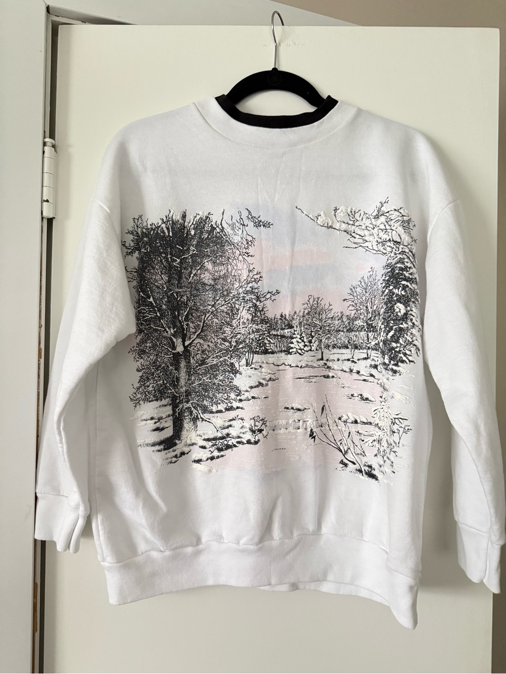 Vintage Crewneck Sweatshirt with Winter Landscape Print